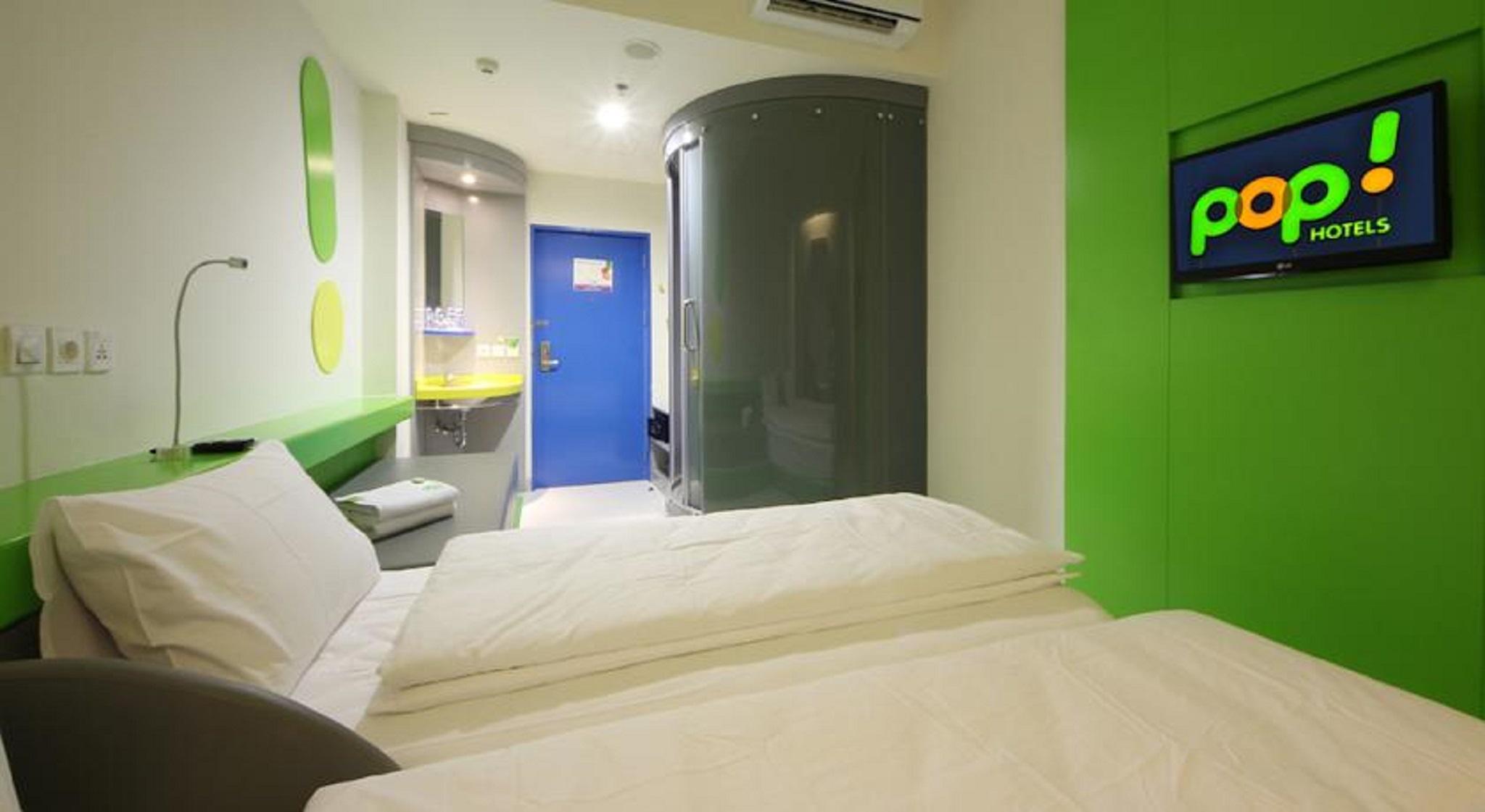 Pop! Hotel Tebet Jakarta Exterior photo