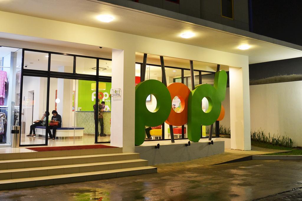 Pop! Hotel Tebet Jakarta Exterior photo